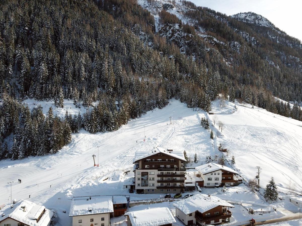 Aktivhotel Feichtner Hof Kaunertal Exterior foto