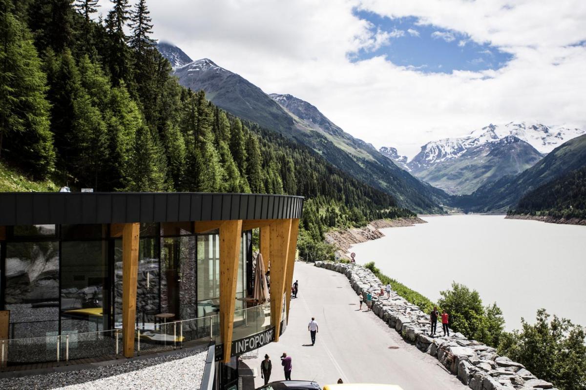 Aktivhotel Feichtner Hof Kaunertal Exterior foto